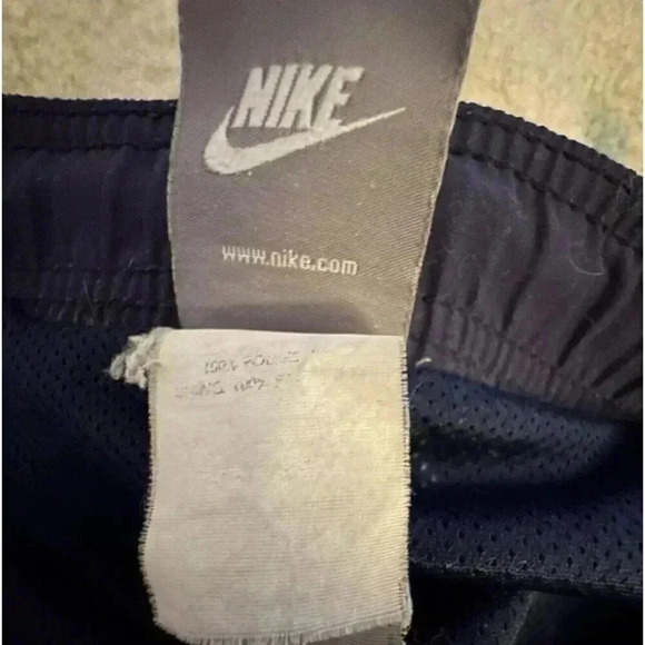 Vintage Navy Nike Men’s Swim Shorts 42” Pockets Draw String *vntg, logo fraying - Picture 4 of 5